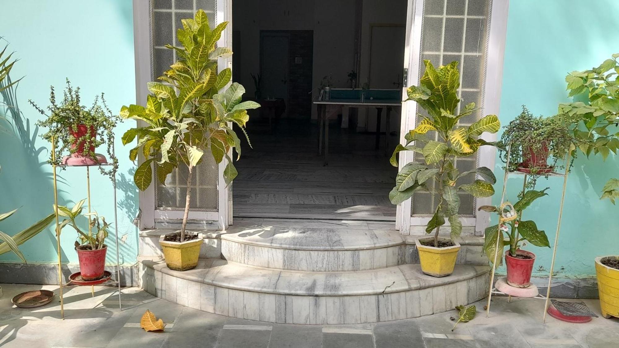 Kanak Home Stay Varanasi Exterior foto